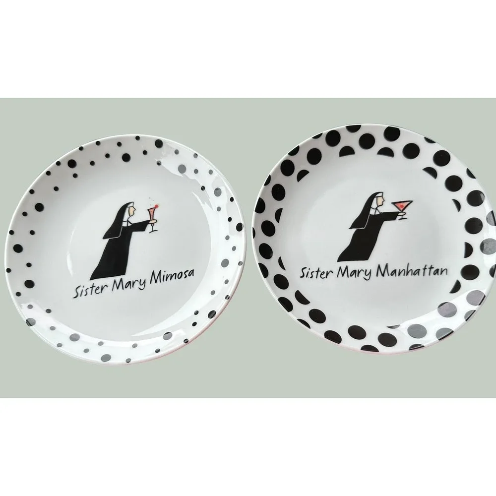 Santa Barbara Whimsy Jill Seale Sister Mary Mimosa Manhattan Plates Set of 2